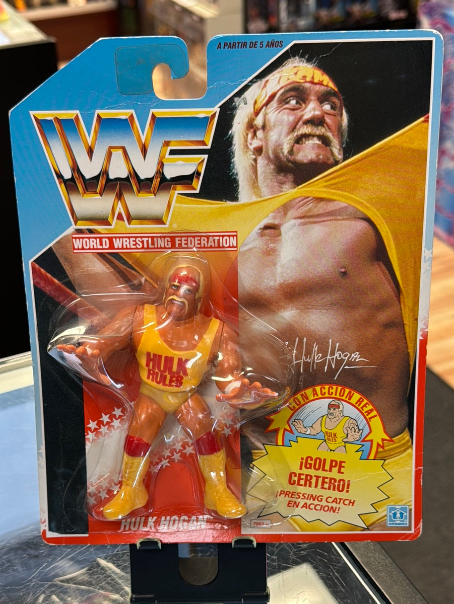 Body Slamming Hulk Hogan Spanische Karte 1331 (Vintage WWE WWF, Hasbro|  Bitz \u0026 Buttons, image size:901x1200