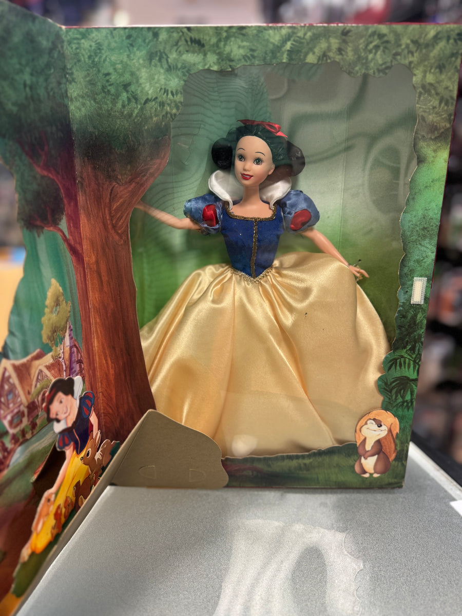 Disney Snow Snow White And The Seven Dwarfs Barbie Snow White The