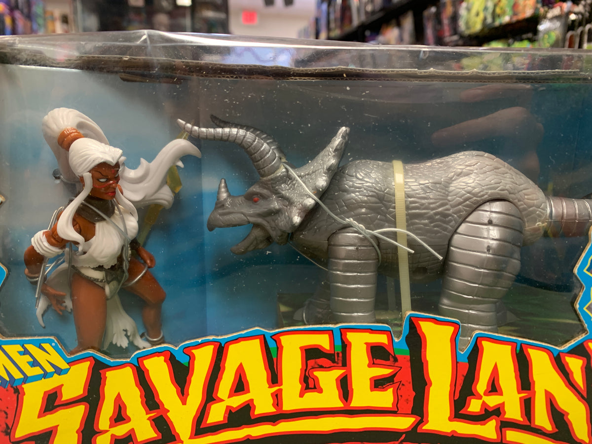 Savage Storm & Colossus (Vintage X-Men Savage Land, Toybiz) Sealed
