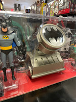 Batmobile Deluxe Set with Batlight (DC Collectibles, Animated Series Batman)