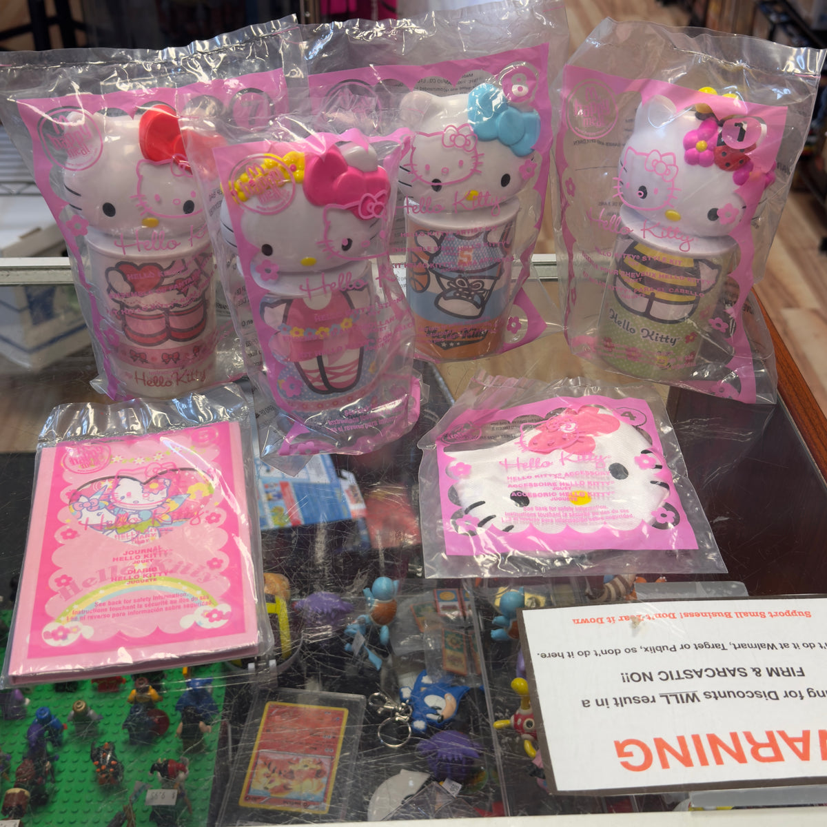 Hello Kitty McDonalds Happy Meal Set 2007 (McDonalds, Sanrio