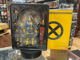 Cyclops One:12 Deluxe Edition (Marvel X-Men, Mezco Toyz) COMPLETE