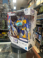Sky Bite Voyager Class (Transformers Generations Thrilling 30, Hasbro) - Bitz & Buttons