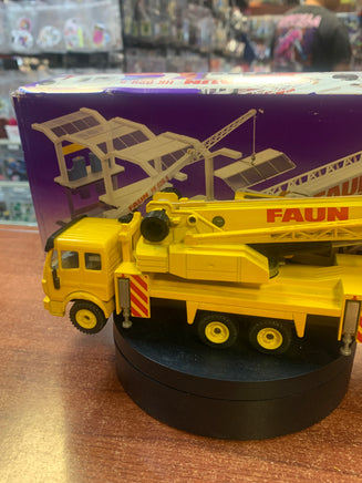 Caterpillar Mercedes SK Faun Telescopic Crane 1/55 Scale ( Vintage SIKO, CAT) - Bitz & Buttons