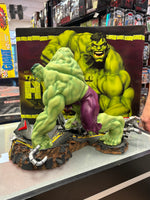 Incredible Hulk Statue (Marvel Comics, Diamond Select) Open Box