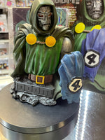 Marvel Universe Dr Doom (Marvel, Diamond Select DST) - Bitz & Buttons