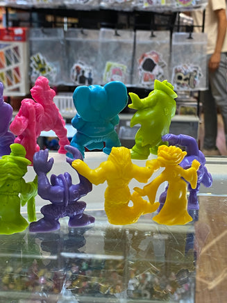 Pocket Monster Lot D (Vintage Monsters in my Pocket, Mattel) - Bitz & Buttons