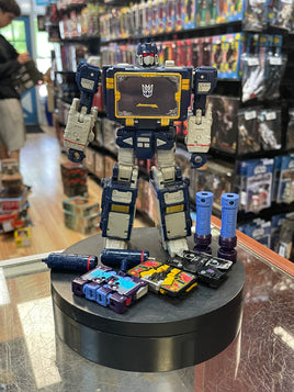 Soundwave Leader Class With Cassettes(Transformers Legacy United, Hasbro) INCOMPLETE