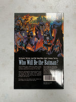 Batman Battle For The Cowl (DC Comics Trade TPB, Batman) - Bitz & Buttons