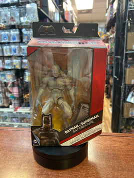 Bat Creature -BAF Grapnel Blaster Replice- (DC Multiverse, Mattel) **SEALED**