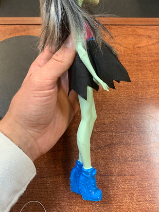 Ghoul Spirit Cheer Leader Frankie Stein (Vintage Monster High, Mattel) - Bitz & Buttons