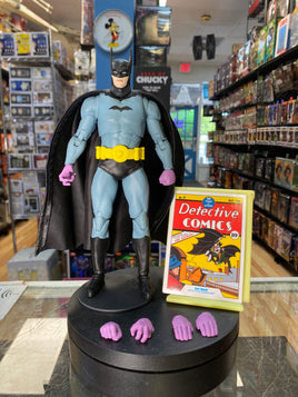 Detective Comics #27 Batman (DC Multiverse, Mcfarlane) **CHASE** - Bitz & Buttons