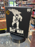 Batman Golden Age Caped Crusader One:12 Deluxe Edition (DC Comics, Mezco Toyz) COMPLETE
