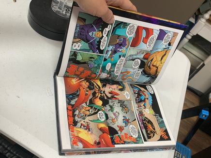 Dark Nights Metal (DC Comics Trade Hardback) - Bitz & Buttons