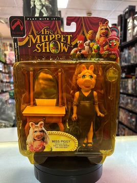 Miss Piggy with Dressing Room Table 1111 (Vintage Muppets Show 25 Years, Palisades) SEALED