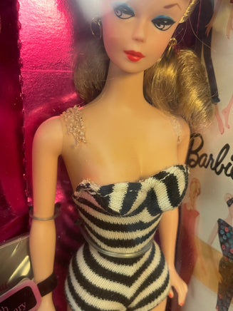 Barbie 35th Anniversary #11590 (Barbie, Mattel) **Sealed** - Bitz & Buttons