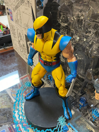 Wolverine 1/6 Scale (X-Men The Animated Series, Mondo) COMPLETE - Bitz & Buttons