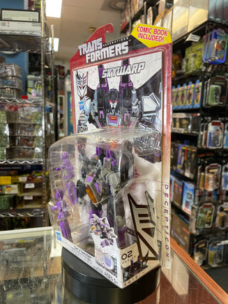 Skywarp Deluxe Class (Transformers Generations Thrilling 30, Hasbro) - Bitz & Buttons