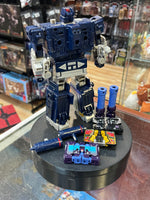 Soundwave Leader Class With Cassettes(Transformers Legacy United, Hasbro) INCOMPLETE