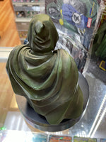 Marvel Universe Dr Doom (Marvel, Diamond Select DST) - Bitz & Buttons
