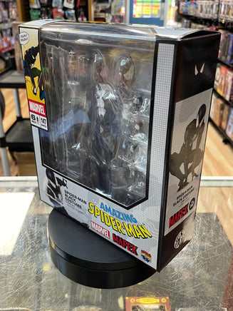 Spider-Man Black Costume Comic Ver. 147 (Medicom Mafex, The Amazing Spider-Man) OPEN\COMPLETE - Bitz & Buttons