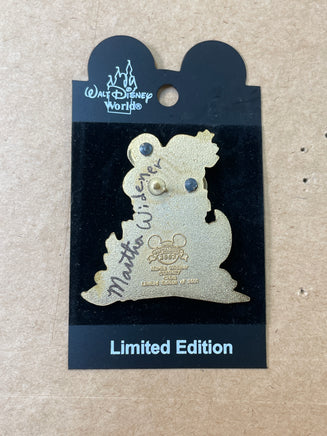 Disney Artist choice Triceratop (Disney, Pin Traders) SIGNED - Bitz & Buttons