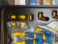 Cyclops One:12 Deluxe Edition (Marvel X-Men, Mezco Toyz) COMPLETE