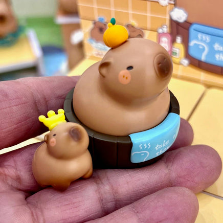 Capybara Figurine (BCMini, Blind Box) - Bitz & Buttons