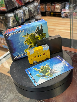 CST-02J Justice Iron Paw Cassette (Transformers KO, KFCTOYS) COMPLETE - Bitz & Buttons