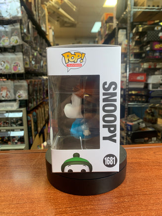 Snoopy Chase #1681 (Funko Pop! Peanuts) - Bitz & Buttons