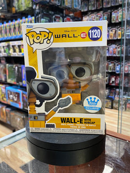 Wall-E With Hubcap #1120 (Funko Pop, Disney Pixar) - Bitz & Buttons