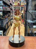 Giganta Collect & Connect 10” DCUC Wave 8 BAF (DC Universe Classics, Mattel) INCOMPLETE
