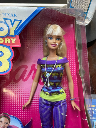 Barbie Loves Alien #R9297 (Barbie, Toy Story 3, Mattel) SEALED - Bitz & Buttons