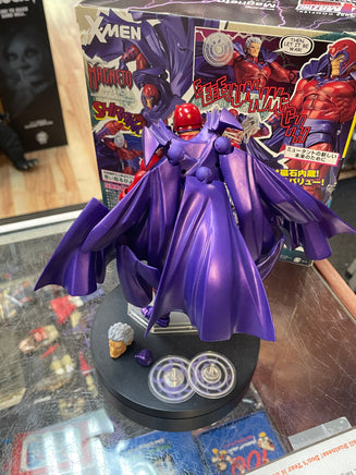 Magneto (Revoltech Amazing Yamaguchi, Marvel X-Men) INCOMPLETE - Bitz & Buttons