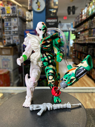 Rito Revolto Evil Space Aliens (Vintage MMPR Power Rangers, Bandai) COMPLETE - Bitz & Buttons