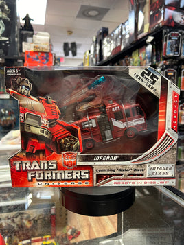 Inferno Autobot Voyager Class 25th Anniversary (Transformers Universe, Hasbro)