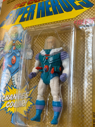 Mr Freeze 0017 (VIntage DC Superheroes, Toybiz) SEALED - Bitz & Buttons