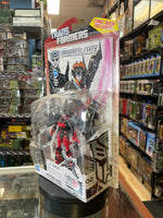 Windblade Deluxe Class (Transformers Generations Thrilling 30, Hasbro) - Bitz & Buttons