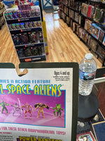 Slashing Goldar Space Alien (Vintage MMPR Power Rangers, Bandai) SEALED - Bitz & Buttons