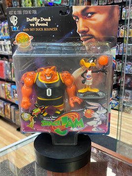 Daffy Duck & Pound (Vintage Space Jam, Playmates) SEALED - Bitz & Buttons