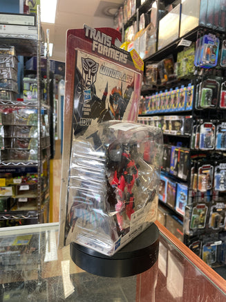 Windblade Deluxe Class (Transformers Generations Thrilling 30, Hasbro) - Bitz & Buttons