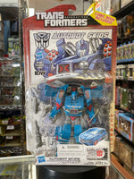 Autobot Skids Deluxe Class (Transformers Generations Thrilling 30, Hasbro) - Bitz & Buttons