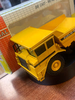 Caterpillar Compact Dumpertruck 1/50 ( Vintage JOAL, CAT) - Bitz & Buttons