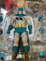 Dark Knight Returns with Mutant Leader (Batman, Mezco One:12) **SDCC Exclusive** - Bitz & Buttons