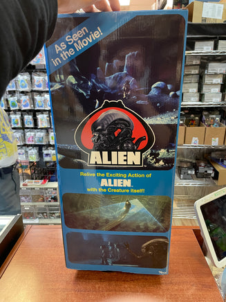 Alien Big Chap -40TH Anniversary- (Neca, Aliens) **SEALED** - Bitz & Buttons