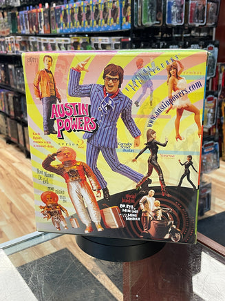 Dr.Evil & Mini Me (Austin Powers, Vintage McFarlane) SEALED - Bitz & Buttons