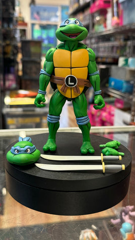 Leonardo Cartoon Exclusive (TMNT Ninja Turtles, NECA) COMPLETE