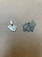 Stitch With Scrump Sipping a Baby bottle (Walt Disney World, Pin Traders)e - Bitz & Buttons