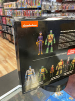 Batgirl & Donatello (TMNT Ninja Turtles, DC Collectibles) **SEALED**