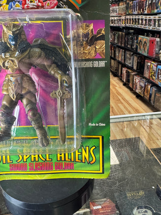 Slashing Goldar Space Alien (Vintage MMPR Power Rangers, Bandai) SEALED - Bitz & Buttons